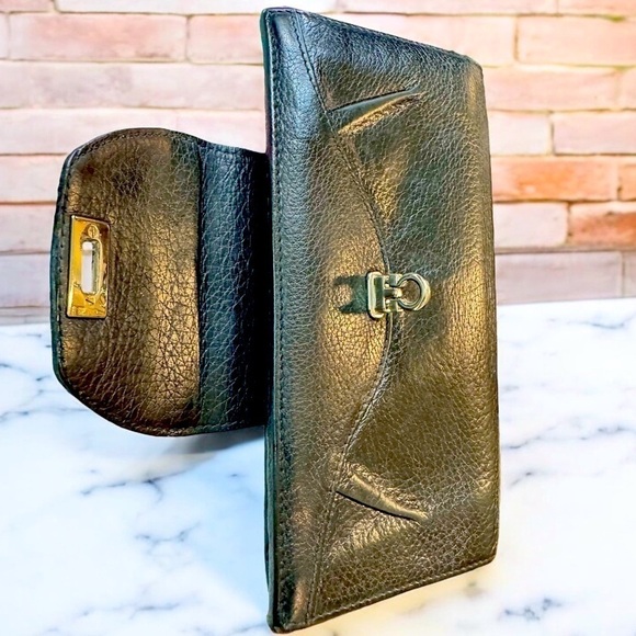 Salvatore Ferragamo Flap Long Wallet - Picture 4 of 10